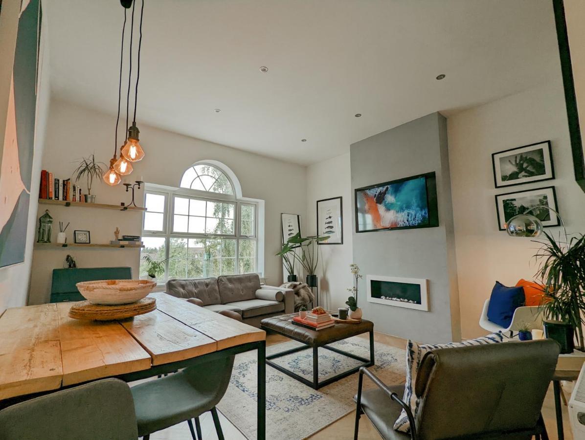 Spacious, Mid-Century 1 Bedroom Apartment Quedgeley Luaran gambar